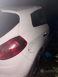 Relitto fiat bravo bianca