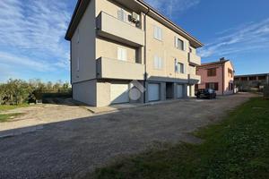 3 LOCALI A CASALETTO VAPRIO