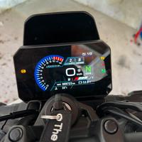 Suzuki gsx 8s