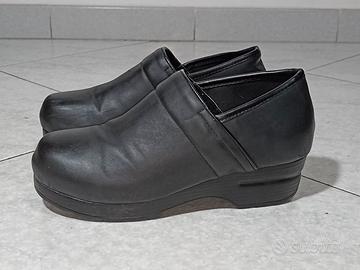 Zoccoli Chiusi Donna N.37 Eco Pelle Flessibile