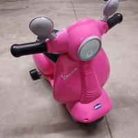 vespa chicco rosa