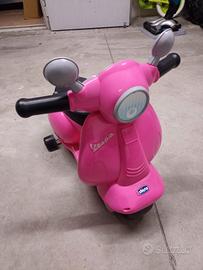 vespa chicco rosa
