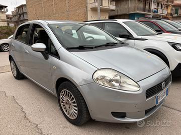 Fiat Grande Punto 1.3 MJT 75 CV 5 porte Dynamic