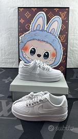 Nike Air Force 1 '07  Bianche *White Rope Laces*