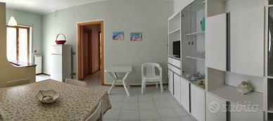 Trilocale a 100m dal mare con garage