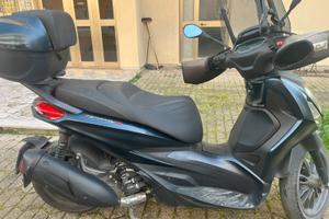 Piaggio beverly 300 hpe