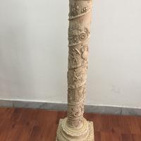 Piedistallo intarsiato