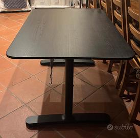 Scrivania IKEA
