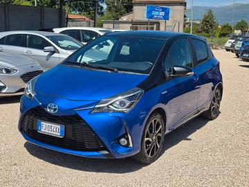 Toyota Yaris Hybrid 1.5 101cv ok neopatentati