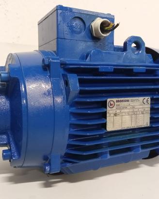 52A MOTORE ELETTRICO TRIFASE 5,5 KW 