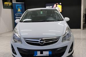 Opel Corsa 1.2 benzina 2011 CON GARANZIA