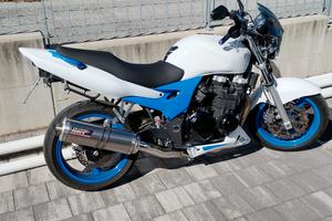 Kawasaki zr7