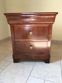 DUE COMODINI IN NOCE MASSELLO  FATTI DA EBANISTA