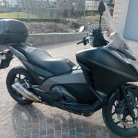 Honda Integra 700 del 2013.