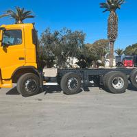 Telaio Volvo FH 440, 4 assi, del 2006, Euro 3