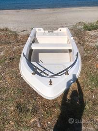 Barca Allegra 3,75 con motore Johnson 15 cv