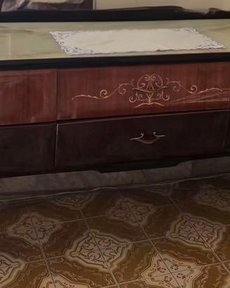 como' antico in legno 