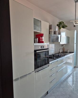 Cucina 4,20 mt Veneta Cucine-disponibile il 1 sett