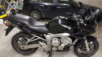 Yamaha FZ6