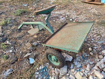 Carrello con sedile per motocoltivatore