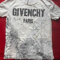 Tshirt givenchy