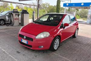 Fiat Grande Punto 1.3MJT 90 5p.Van Dynam. 4pt