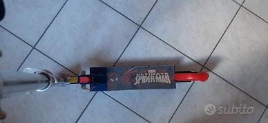 monopattino in metallo