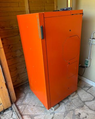 Caldaia a pellet “thermorossi compact 25”