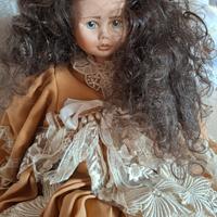 Bambola in porcellana