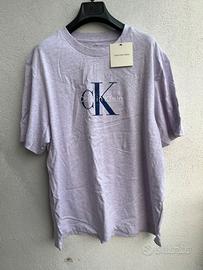 T-shirt Calvin Klein Jeans L lilla logo CK