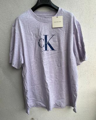 T-shirt Calvin Klein Jeans L lilla logo CK
