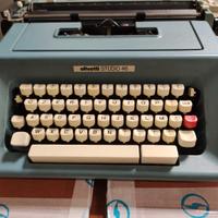 Macchina da scrivere OLIVETTI