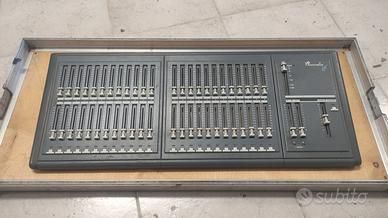 Mixer luci Strand Lighting LX centralina luci