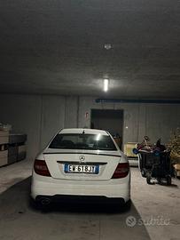 Mercedes benz c204