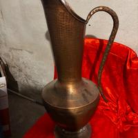 Quadri lampadari e porta ombrelli in rame