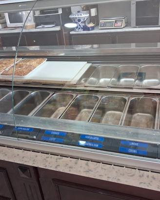 Vetrina banco gelateria De Blasi PL 22 gusti