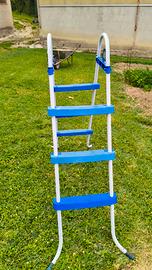 scaletta per piscina 