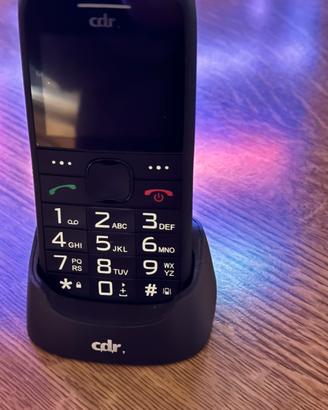 Telefono semplice per utenti non tecnologici.