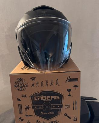 Casco jet CaBerg modello SOHO