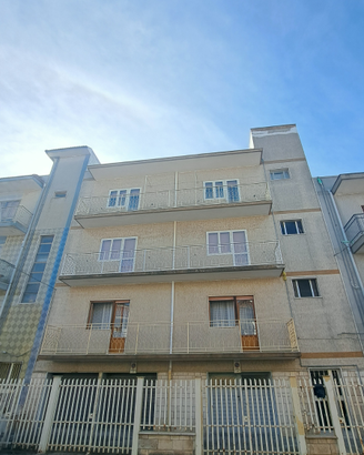 Appartamento Con Garage E Giardino