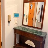 Mobile ingresso con specchio