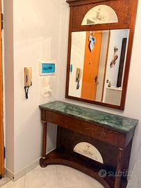 Mobile ingresso con specchio