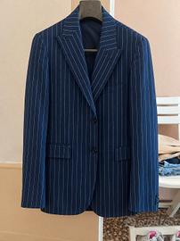 abito elegante uomo