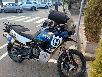 Husqvarna norden 901 expedition 