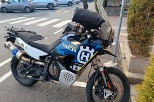 Husqvarna norden 901 expedition 