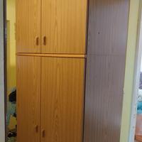 armadio 3 pezzi componibili in omaggio 2 comodini