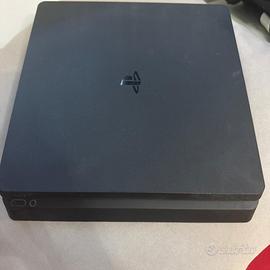 PlayStation 4 Slim