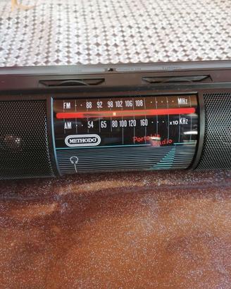 Radio portatile a batteria