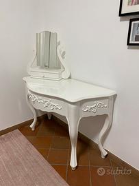 Toilette / Tavolo da trucco stile barocco