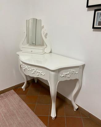 Toilette / Tavolo da trucco stile barocco